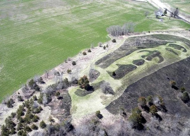 Effigy Mounds: Uncover the Mysteries of Ancient Earthworks