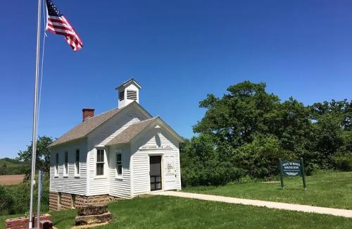 Akey School Museum