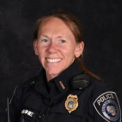 Head shot photo of Lieutenant Lauren Moe in uniform.